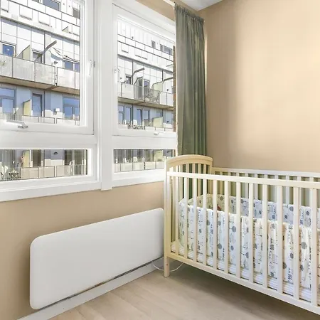 4br Penthouse In Center With Free Parking
